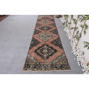 พรมตุรกีวินเทจ ขนาด 3x12.5 ฟุต (91x380 ซม.) ลายทางสีแดง - Product Image 1