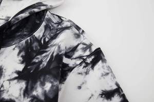 เสื้อฮู้ดซับในผ้าซาตินสำหรับผู้ชายและผู้หญิงมีคุณภาพดีพิมพ์ลายสีพื้นแฟชั่นล่าสุดสำหรับฤดูใบไม้ร่วงและฤดูหนาว - Product Image 5