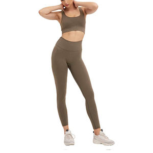 Vente en gros sur mesure vêtements de sport en spandex ensembles de yoga vêtements de sport pour femmes ensembles d'entraînement pour femmes vêtements de sport ensembles pour femmes - Product Image 4