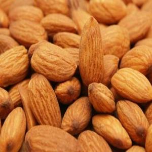 Amandes naturelles séchées et décortiquées de haute qualité, issues de l'usine, pour la consommation humaine, en vente. - Product Image 3