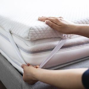 LeFlaf Topper Materasso Singolo 80x190 cm Trapuntato in Memory Foam e Lattice, Comodo, Rigido, Spesso, Lavabile, Impermeabile, per Casa - Product Image 1