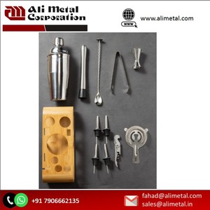 Chai thép không gỉ và công cụ thanh thiết yếu với giá đỡ bằng gỗ cho nhà quầy <span class=keywords><strong>bar</strong></span> và hoàn toàn tùy biến. - Product Image 3