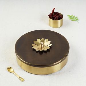 Boîte à épices en laiton artisanale pour accessoires de cuisine faits à la main avec des techniques traditionnelles - Product Image 3