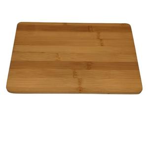 Tabla de cortar de madera de lujo Aspecto decorativo elegante perfecto para exhibición de cocina y preparación de alimentos - Product Image 3