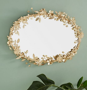 Miroir mural de salle de bain en métal de forme personnalisée de style élégant accessoire décoratif unique décor à la maison - Product Image 2