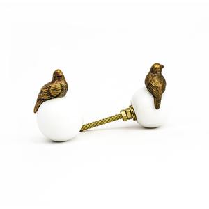 Poignée décorative royale blanche avec motif d'aigle doré pour armoires, tiroirs et portes, pour un mobilier et une décoration intérieure élégants - Product Image 5