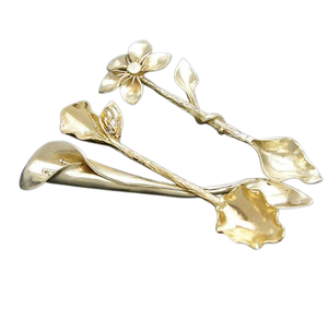 Cuchara de café Estilo único Decorativo Cuchara de café con acabado dorado para el hogar Uso en el Hotel Cuchara de café de metal de acero - Product Image 1