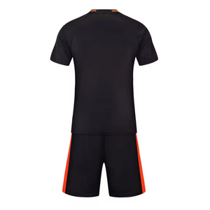 OEM fabrique maillots d'entraînement de football ensemble d'uniformes nouvelle saison équipe complète maillot de football uniforme 100% polyester léger - Product Image 3