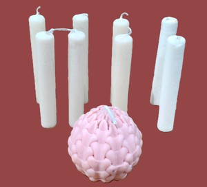Vela de Pilar blanca de 70 GM, 2cm de diámetro y 5 pulgadas de altura - Product Image 2