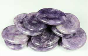 Cristal pouce lépidolite guérison naturelle 35x45mm inquiétude poche pierre cristal pouce pierres précieuses cristal Massage Chakra grossiste - Product Image 3