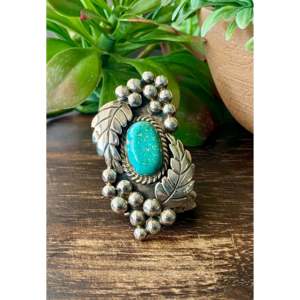 Bague sertie de pierres de turquoise Kingman et d'argent sterling plaqué or rose, fabrication Navajo, taille 6, marque privée sous licence 'IS' - Product Image 1