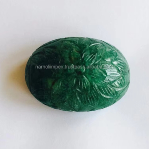 Cabochon ovale émeraude de grande taille avec sculpture, pierre précieuse verte naturelle - Product Image 2