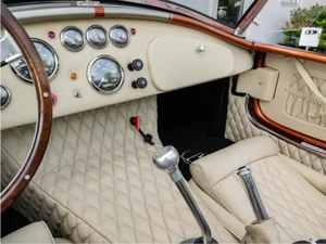 ดอดจ์ ไวเปอร์ ปี 1991 พวงมาลัยซ้าย รุ่นคลาสสิก พร้อมมาตรฐานไอเสียยูโร 3 จากสหรัฐอเมริกา วิ่ง 75,001-100,000 ไมล์ 100-150 แรงม้า - Product Image 4