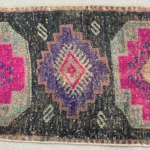 <b>Rug</b>, 1.2x2.5 ft Vintage <b>Rug</b>, <b>Black</b> Check <b>Rug</b> Wool - Product Image 3