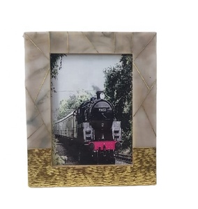 Incrustation de résine grise en laiton MDF cadre Photo cadre Photo Vintage flottant cadre Photo décor mural article Antique décoratif - Product Image 1