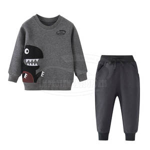 Bajo MOQ Venta al por mayor Traje de sudor Diseño único Mejor calidad Traje de sudor Hecho en Pakistán Traje de sudor - Product Image 1