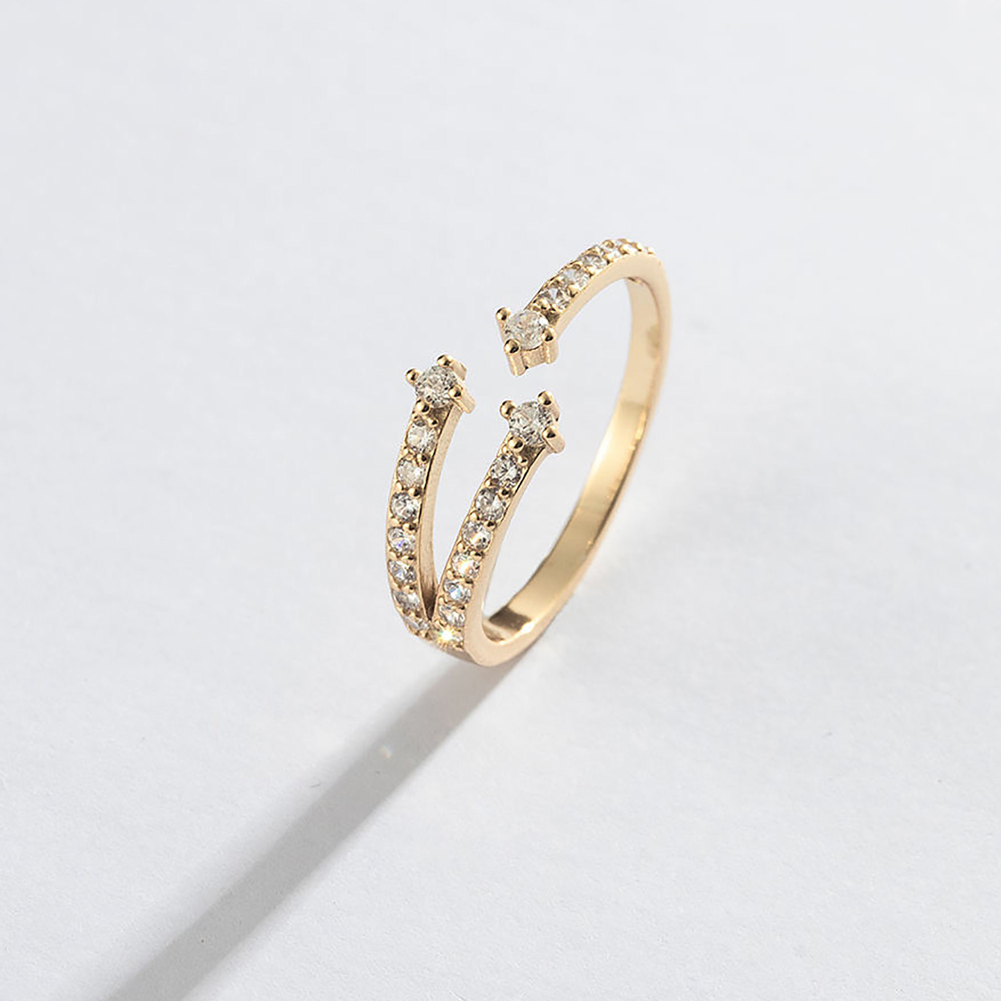 สีเหลืองทอง