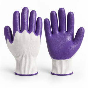 Gants de sécurité enduits de PVC : revêtement protecteur respirant et adhérence sécurisée pour diverses applications sur le lieu de travail - Product Image 4