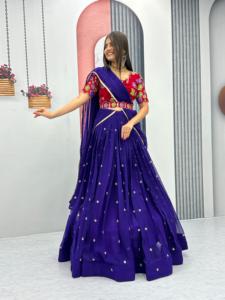 Lehenga Choli de Diseño Indio de Alta Calidad con Bordado Intenso y Lentejuelas para Mujer, Disponible a Bajo Precio - Product Image 5