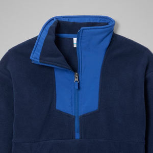 Sudadera de Diseño Moderno con Bloques de Color y Logotipo Personalizado, Material de Felpa, con Bolsillos con Cremallera y Cuello Alto para Niños - Product Image 2