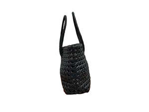 Sac à bandoulière en cuir véritable de taille moyenne pour femmes, tissé à la main et noué à fermeture ouverte avec logo personnalisé - Product Image 4