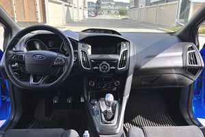 Meilleur <span class=keywords><strong>prix</strong></span> de réduction pour voiture d'occasion <span class=keywords><strong>Ford</strong></span> Focus <span class=keywords><strong>RS</strong></span> 2017, prête à être expédiée dans le monde entier. - Product Image 3