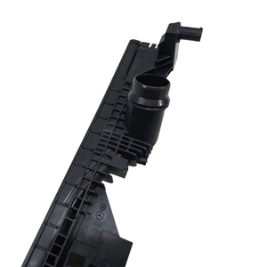 ถังข้างหม้อน้ำอินเตอร์คูลเลอร์ เมอร์เซเดส จีแอลบี ซีรีส์ (X247) A2475006200 654920 ดีเซล 2000 (19>) - Product Image 5