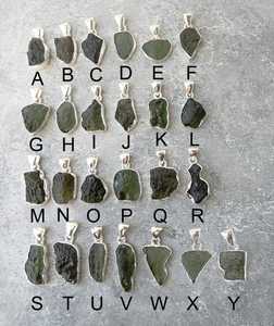 Chính Hãng Moldavite Chữa Bệnh Đá Vòng Cổ Với Nguyên Màu Xanh Lá Cây Đá Quý Sterling Bạc Thiên Thạch Thiết Kế GSA - Product Image 1