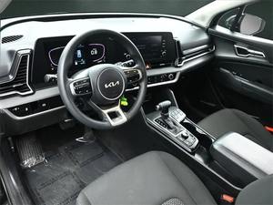 Sportage LX 2023 con Volante a la Izquierda, Emisión Euro IV, 50001-75000 Millas, 150-200 CV - Product Image 4