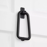 Anneau de heurtoir de porte en fonte antique Design finition noire vintage matériel durable et élégant pour la décoration d'entrée à la maison