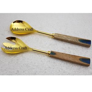 Dernier modèle de service à salade en acier inoxydable Cuillère à salade de style classique Fourchette Manche en marbre Vaisselle de service en métal de première qualité - Product Image 2