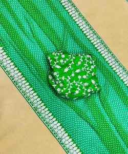 Trending Checks Floral Geometric Saree: Patrones elegantes para la ropa nupcial de mujer de hoy para su Día Especial ROPA DE LUJO - Product Image 5