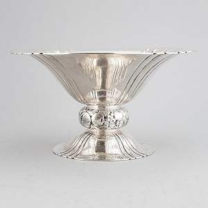 Tazón de chocolate de metal decorativo elegante para regalar a los empleados de oficina, clientes, colegas, celebraciones especiales del festival - Product Image 1