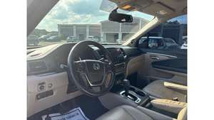 Oferta Especial 2022: Pilot EX-L FWD, Vehículo Usado Premium en Perfectas Condiciones, Listo para Conducir - Product Image 4