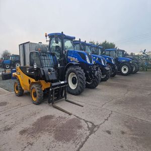 Tractor Valtra de fabricación europea, tractor de rueda agrícola 4WD de 240HP, económico con componente de núcleo de motor de alta calidad y caja de cambios - Product Image 5