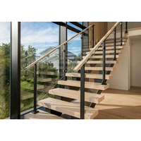 Escalier droit en chêne massif blanc pour villa moderne, avec rampe en verre trempé, pour appartement