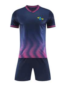 Uniforme de football à manches courtes léger, couleur et taille personnalisées, respirant, meilleur design, fabriqué en usine, uniforme de football à vendre - Product Image 2