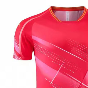 Camisetas deportivas profesionales de ajuste flexible diseñadas para un movimiento fluido y un rendimiento cómodo y seguro - Product Image 5