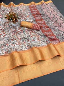 ชุดปาร์ตี้คลาสสิกพิมพ์ลายโดลาผ้าไหมพิเศษสำหรับเจ้าสาวชุดปาร์ตี้แฟนซีขายดีที่สุดจากนักออกแบบอินเดีย - Product Image 3