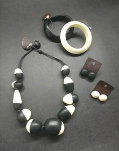 Premium Quality New Design <b>Necklace</b> Bohemia Handmade Metal & Resin Pendant <b>Necklace</b> - Product Image 3