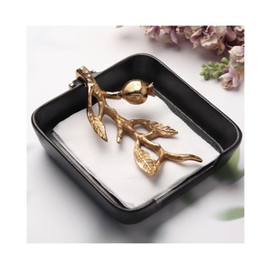 Porte-serviettes en métal, nouvelle arrivée, aspect vintage, design carré - Product Image 4