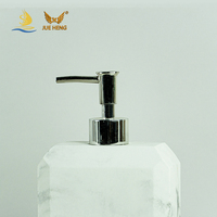 Ensemble d'accessoires de salle de bain en marbre Distributeur de savon en résine Boîte à mouchoirs Porte-brosse à dents Utilisation hôtelière Décor à la maison Ensemble de salle de bain toilette