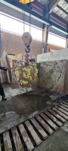 Losas grandes de mármol transparente con piedras de ónix verde natural para decoración de pared de hoteles y villas - Product Image 5