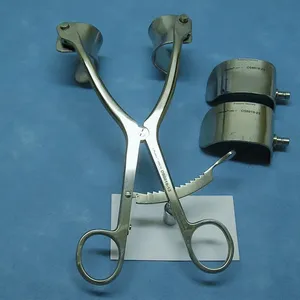 Écarteur chirurgical orthopédique médical à 4 lames, type épaule, auto-serrant manuel RS-63497 - Product Image 1
