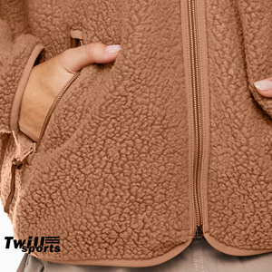 Chaquetas con Capucha de Sherpa Unisex Personalizadas para Invierno 2026, Corte Regular, Forro Polar 100% Poliéster, Cierre Completo Digital - Product Image 4