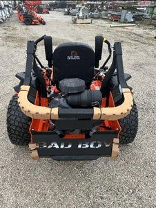 ขับขี่อย่างสบาย - BAD BOY .ROGUE พร้อมระบบกันสะเทือนขั้นสูง ลดความเมื่อยล้า ตัดหญ้าได้อย่างราบรื่นยิ่งขึ้น - Product Image 5