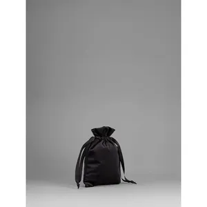 Bolsas Deportivas con Cordón de Terciopelo Sostenible, Bolsas de Regalo Promocionales Ecológicas - Product Image 4