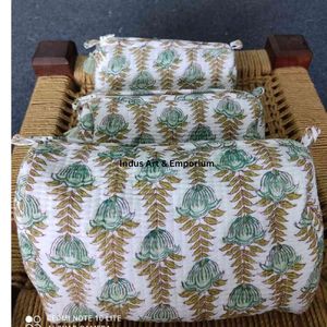 Bolsa de gasa de viaje cosmética acolchada reutilizable de algodón con estampado Floral indio hecho a mano de la mejor calidad, neceser al por mayor - Product Image 2