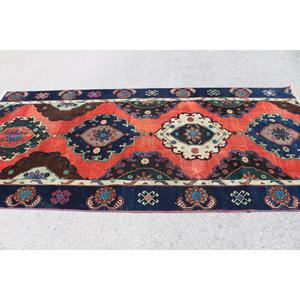 Tapis turc de 4,1 x 9 pieds, tapis vintage, tapis en laine rouge et bleu à motifs floraux - Product Image 3