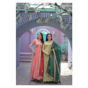 Vestido Georgette de imitación de calidad de exportación con Dupatta de seda rusa con adorable trabajo de hilo bordado para suministro mundial - Product Image 1